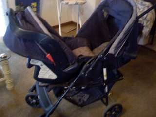 Graco Pram and Car Seat.  In excellent condition