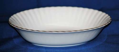 Royal Albert Val D`Or Oval Serving Dish Vegetable Bowl