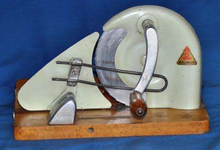 Retro Bread slicer