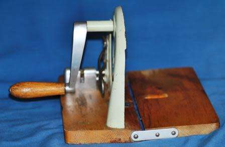 Retro Bread slicer