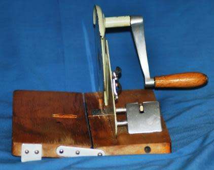 Retro Bread slicer