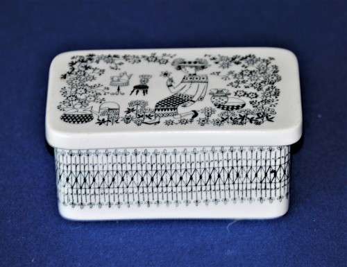 Rare Arabia Emilia Butter dish