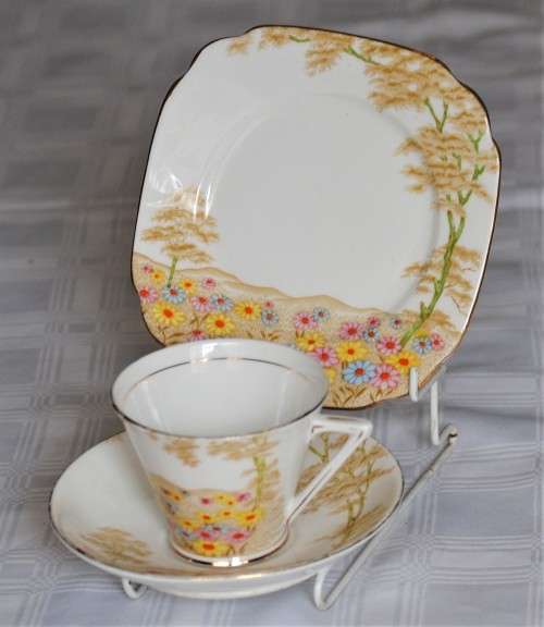 Royal StandardTea Trio
