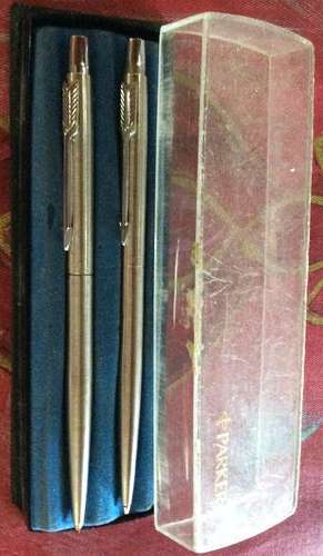 Vintage Stainless Steel Parker Pen and Pencil Set - Never used!