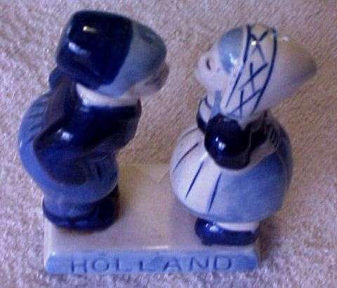 Delft Orniment - stamped