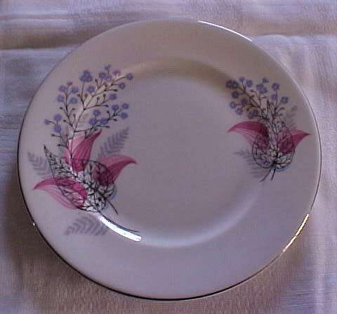Royal Albert - ` Fancy Free Side Plates `