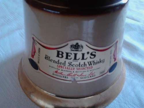 BELLS SCOTCH WHISKEY SPECIALLY SELECTED DECANTER, 750 ml - Sealed