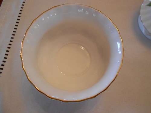Royal Albert Trillium Sugar Bowl