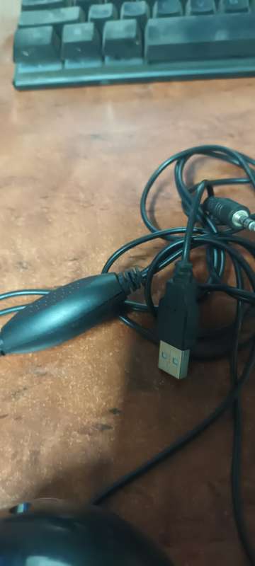 Usb speakers Usb powered Stereo jack and volume control
