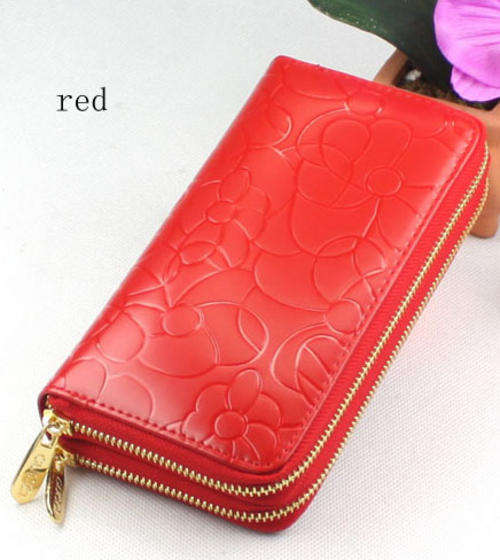 NEW GUCCI RED  ZIP PURSE/WALLET