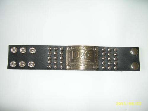 BRAND NEW D&G COPPER BRACLET WITH STUDS