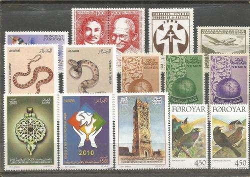 MIXED WORLD UN MOUNTED MINT SETS & PART SETS