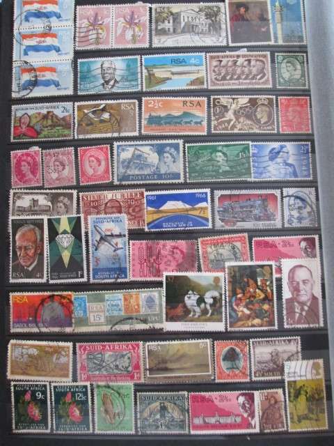 PAGE OF PREVIOUSLY HINGED STAMPS-RSA SOUTH AFRICA  (SALE)