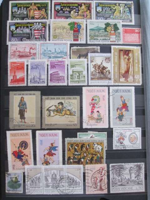 PAGE OF PREVIOUSLY HINGED STAMPS-VIETNAM/VATICAN CITY/HUNGARY