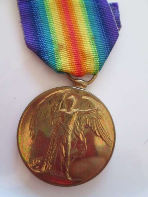 WWI -VICTORY MEDAL AWARDED TO 8319- PTE. T. GREGORY. LAN. FUS.