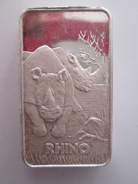 BEAUTIFUL RHINO 50 GRAMS FINE SILVER 999 COLLECTORS PIECE