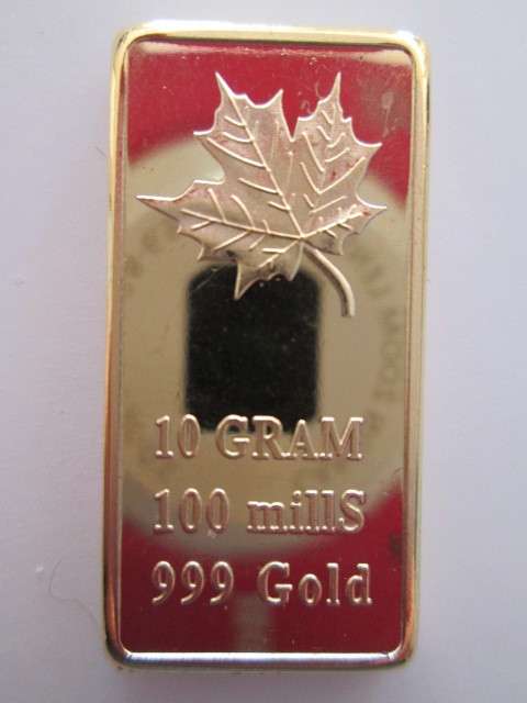 LOVELY MAPLE LEAF 10 GRAM (100 MILLS) 999 GOLD MINI BAR gold plated - PRICED TO SELL