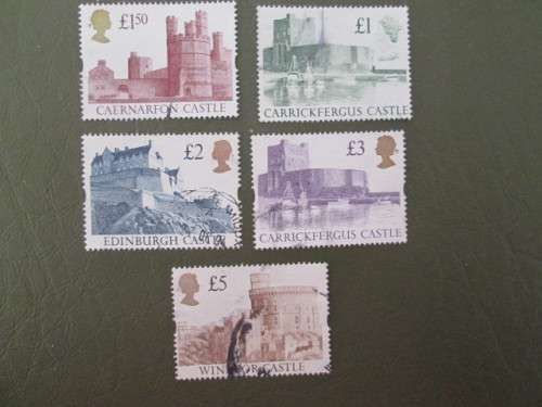 GREAT BRITAIN  1988-1997- USED UNHINGED CASTLE STAMPS 1 COMPLETE SET