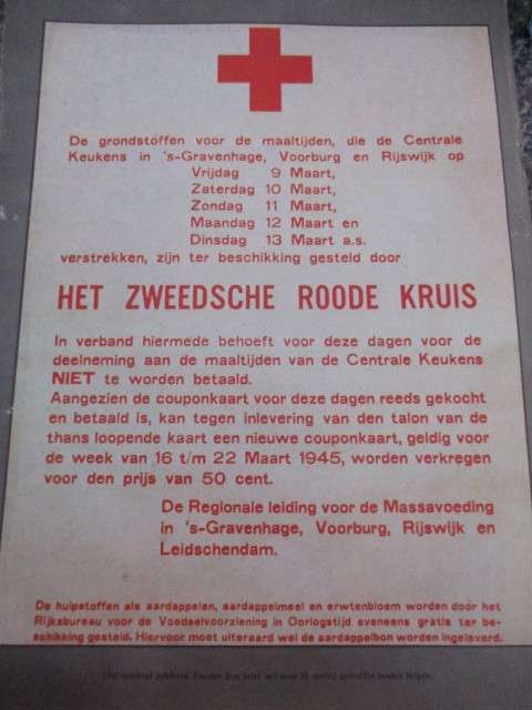VINTAGE DUTCH MAGAZINE ON THE 2ND WORLD WAR -EUROPEES NIEMANADSLAND 1970