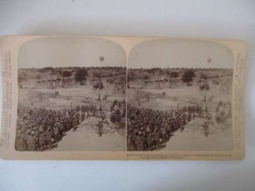 BOER WAR - STEREOSCOPE CARD - LORD ROBERTS INFANTRY CROSSING THE ZAND RIVER - 1900