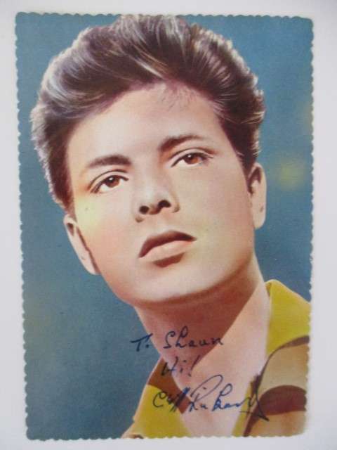 AUTOGRAPHED/SIGNED  SIR CLIFF RICHARD POST CARD