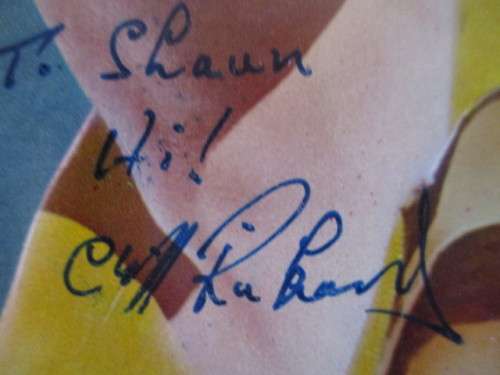 AUTOGRAPHED/SIGNED  SIR CLIFF RICHARD POST CARD