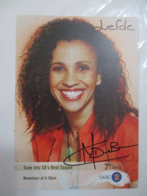 SIGNED AUTOGRAPHED ACTRESS FROM 7DE LAAN