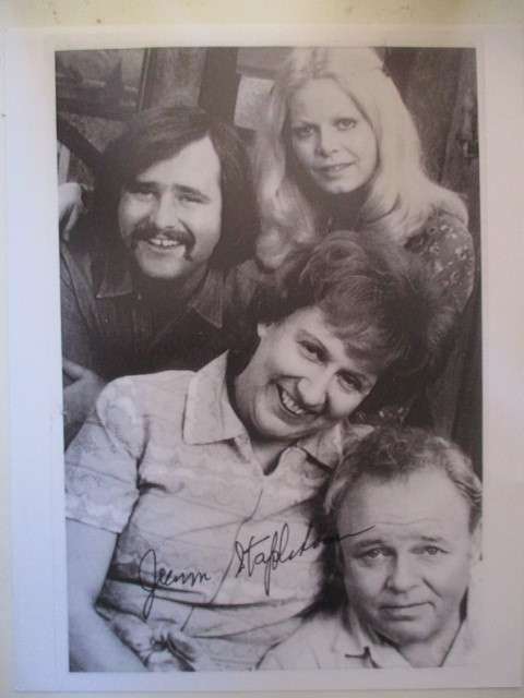 AUTOGRAPHED SIGNED JEAN STAPLETON A4 ALL IN THE FAMILY ARCHIE BUNKER