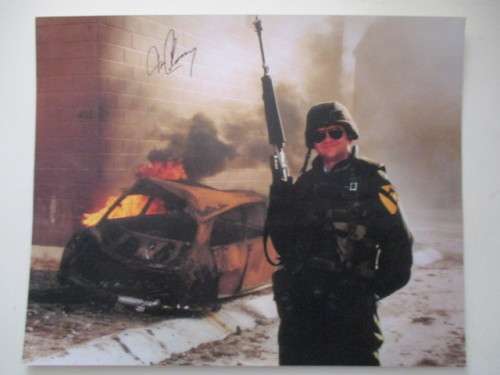 PRINTED AUTOGRAPH  -   TOM CLANCY  AUTHOR   A4  SIZE