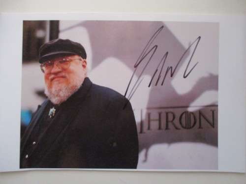 AUTOGRAPHED SIGNED ABOUT HALF SIZE OF A4 GEORGE R.R. MARTIN GAME OF THRONES AUTHOR