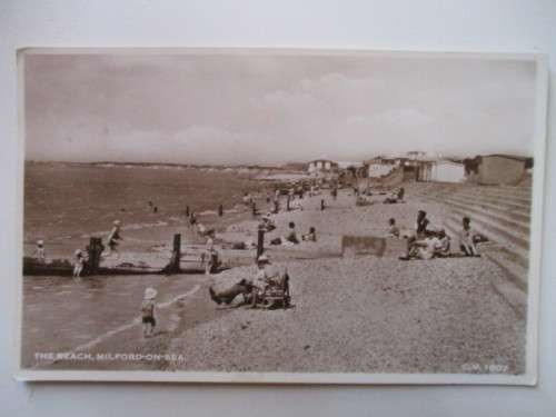 VINTAGE POSTCARD MILFORD BEACH