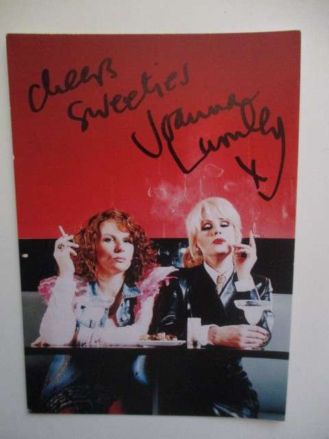 AUTOGRAPHED SIGNED - JOANNA LUMLEY - ABSOLUTLY FABULOUS POSTCARD SIZE AND THANK YOU CARD