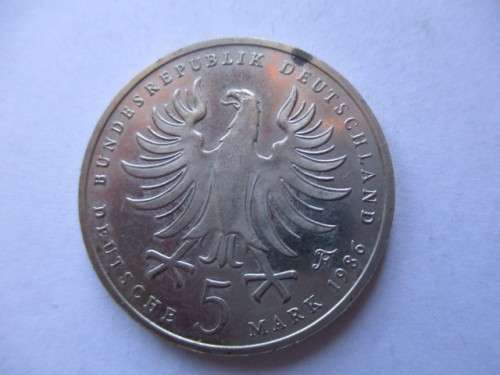 GERMANY 5 MARK COIN 1986 - 2OOTH ANNIVERSARY - DEATH OF FREDERICK THE GREAT