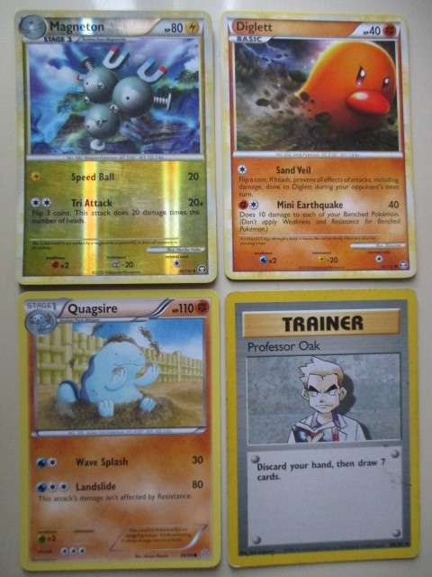 POKEMON 4 CARDS