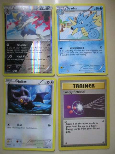 POKEMON 4 CARDS