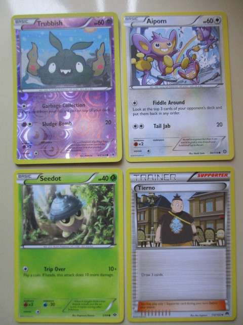 POKEMON 4 CARDS