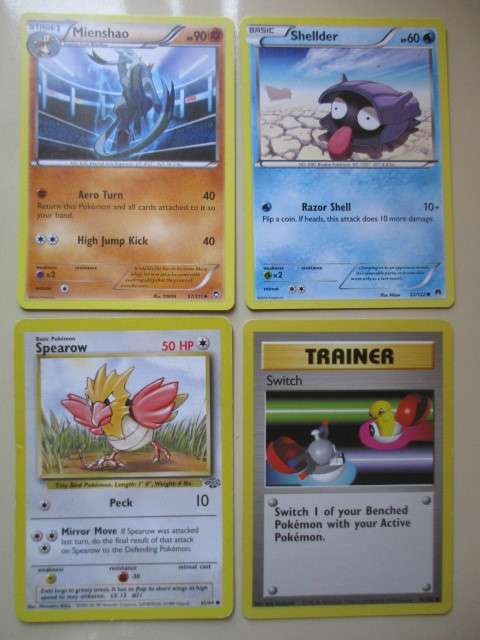 POKEMON 4 CARDS