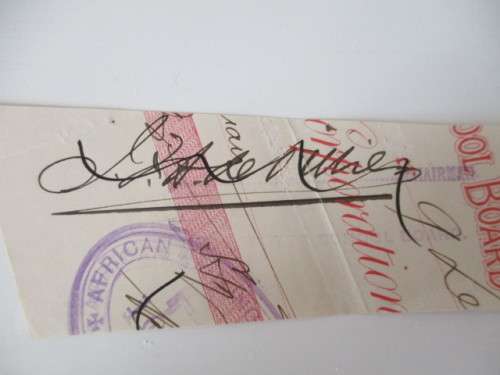 SIGNATURE OF LORD DE VILLIERS OF WYNBERG 1824-1914