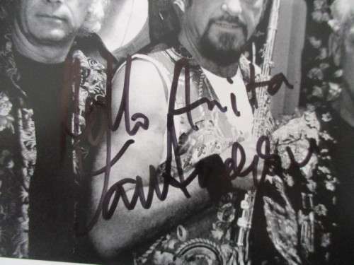 AUTOGRAPHED / SIGNED - HEAVY METAL GROUP - JETHRO TULL - FREE JETHRO TULL CD HALF SIZE OF A4