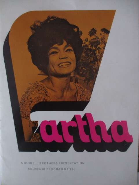 AUTOGRAPHED SIGNED - PROGRAMME EARTHA KITT AND  SOME NEWS PAPERS ARTICALS