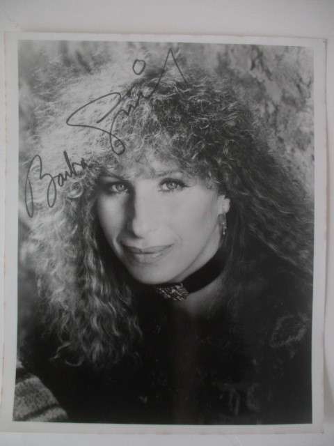 PRINTED AUTOGRAPH PHOTOGRAPH  BARBARA STREISAND A4