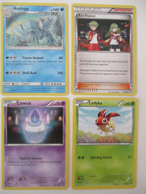 POKEMON - 4 CARDS