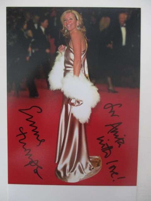 AUTOGRAPHED SIGNED - EMMA THOMPSON - HARRY POTTER AND NANNY MCPHEE