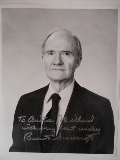 AUTOGRAPHED / SIGNED - BRENT SCOWCROFT  - U.S.A NATIONAL SECUIRITY ADVISOR  A4