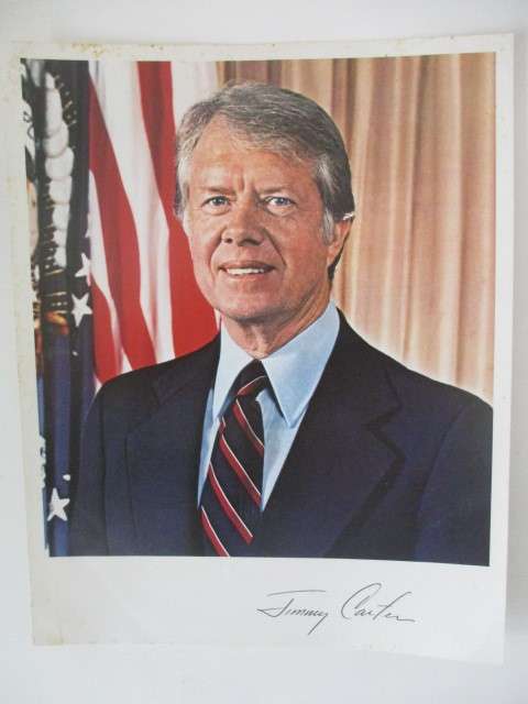 PRINTED AUTOGRAPHS JIMMY CARTER - BOTH A4  X2