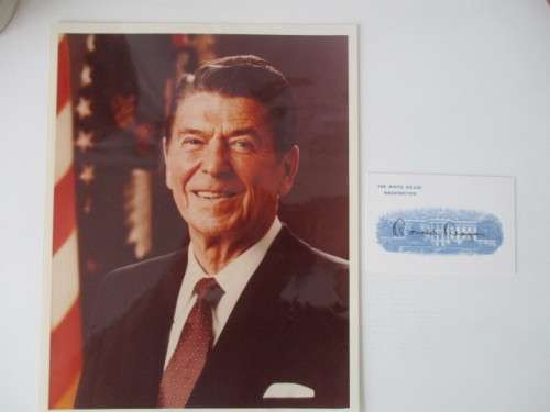 PREPRINTED AUTOGRAPH AND PHOTO - PRESIDENT RONALD REAGAN