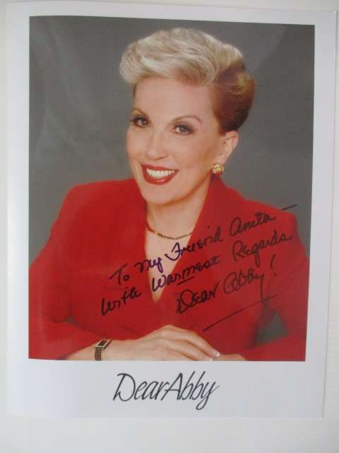 AUTOGRAPHED / SIGNED - ABIGAIL VAN BUREN - DEAR ABBY A4 SIZE