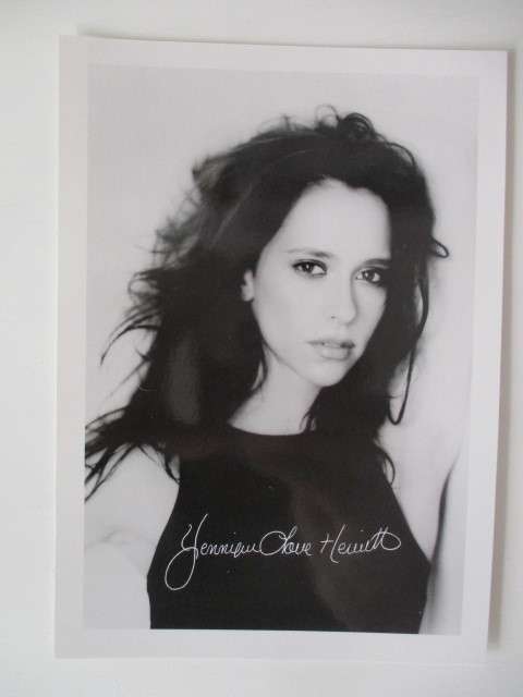 PRINTED AUTOGRAPH - JENNIFER LOVE HEWITT ACTOR