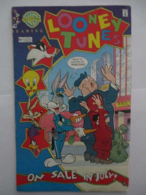 WARNER BROTHERS COMICS -LOONEY TUNES - NO. 6  1995