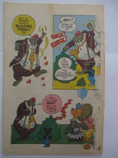 BARBOUR COMICS - BARNEY BEAR -  1977 - BACK COVER MISSING - 4 FREE HERO CARDS